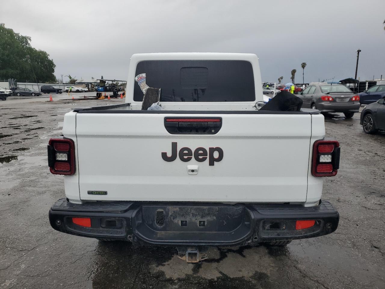 2021 Jeep Gladiator - Image 6