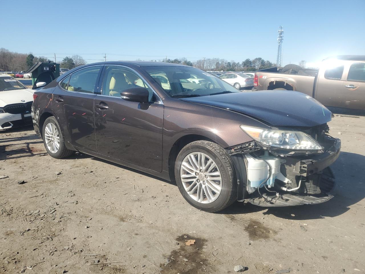 2014 Lexus ES - Image 4