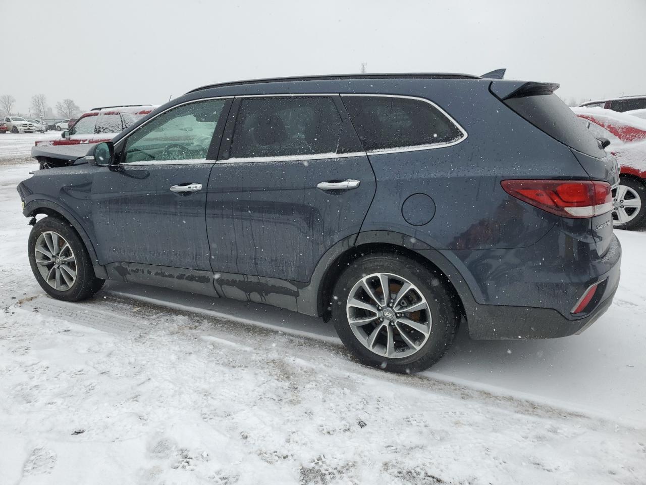 2017 Hyundai Santa Fe - Image 2