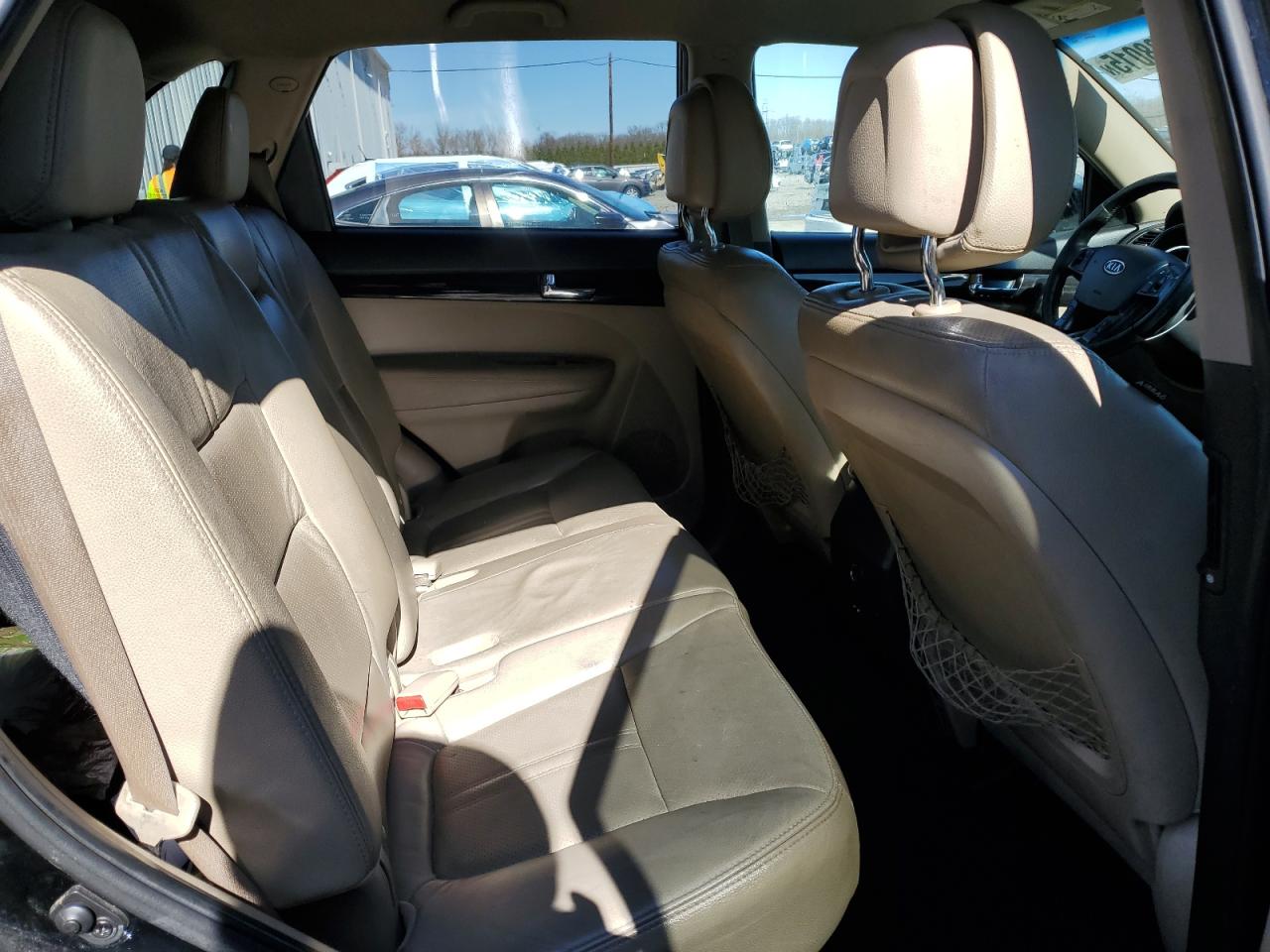 2011 Kia Sorento - Image 11