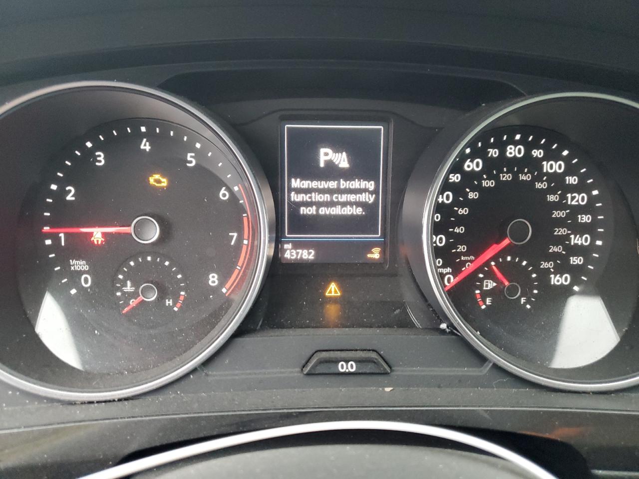 2021 Volkswagen Tiguan - Image 9