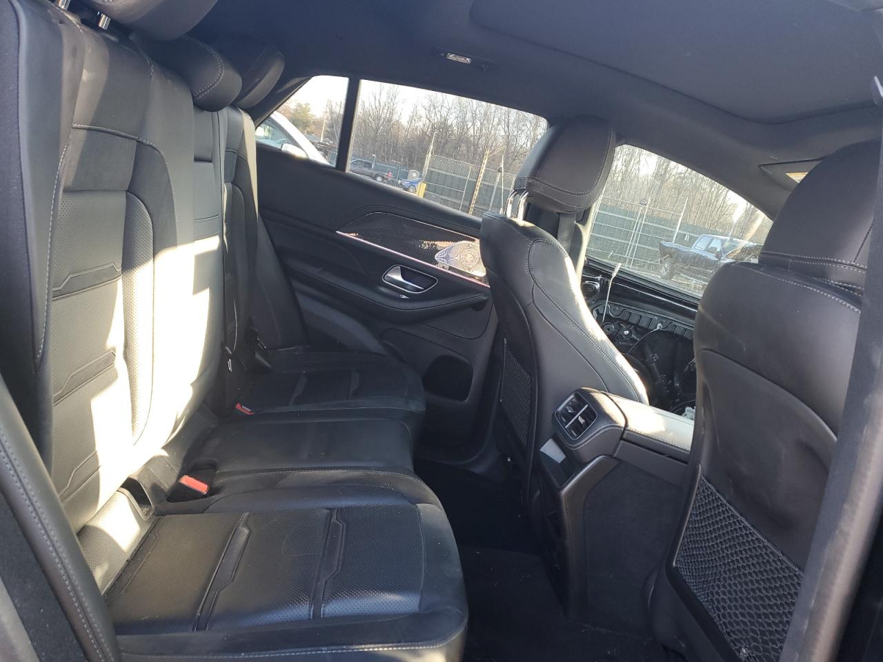 2021 Mercedes-Benz GLE - Image 11