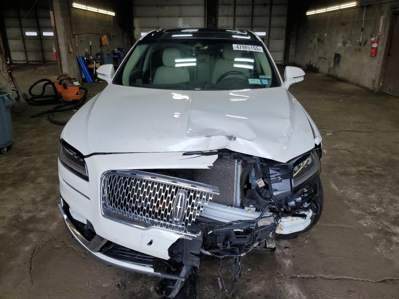 2020 Lincoln Nautilus - Image 5