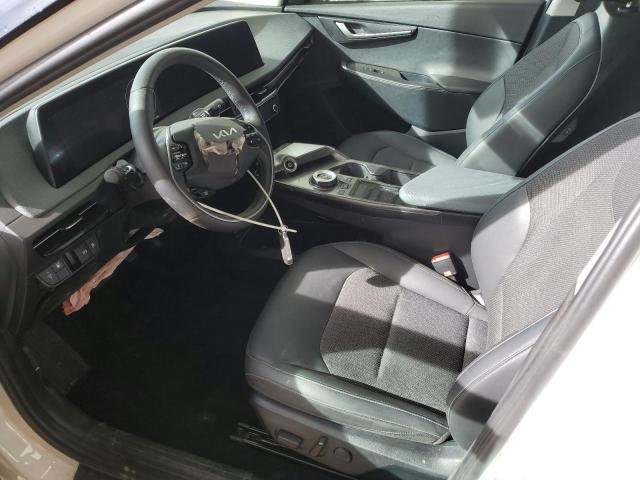  KIA EV6 LIGHT 2024 Білий