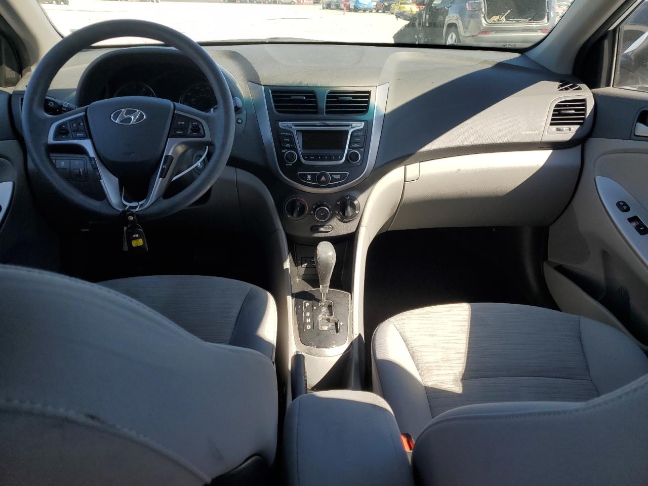 2017 Hyundai Accent - Image 8