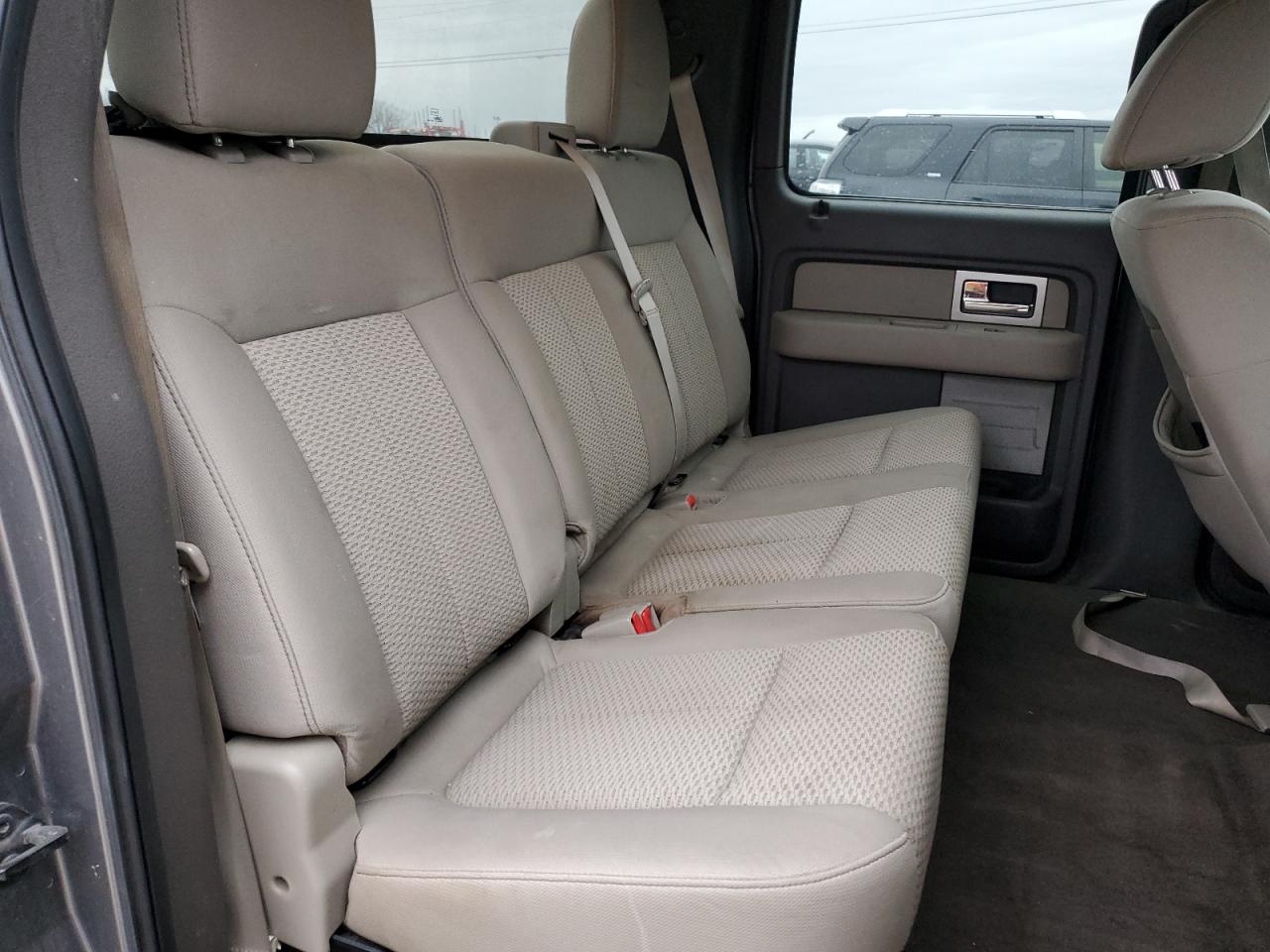 2010 Ford F-150 - Image 10