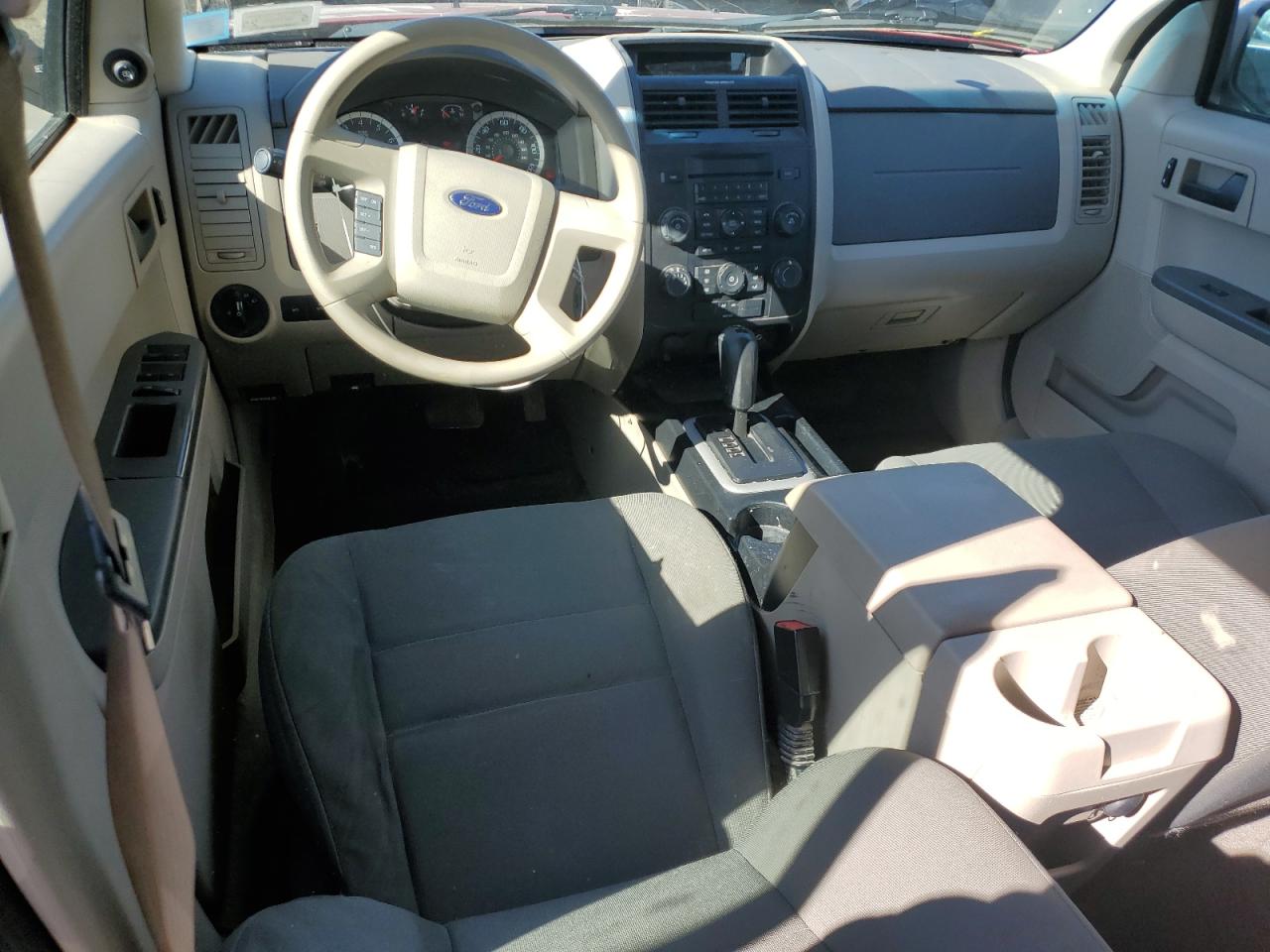 2011 Ford Escape - Image 8