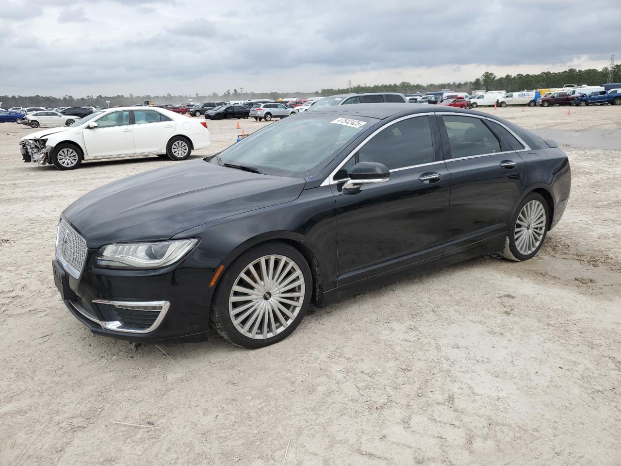 2017 Lincoln MKZ - Image 1