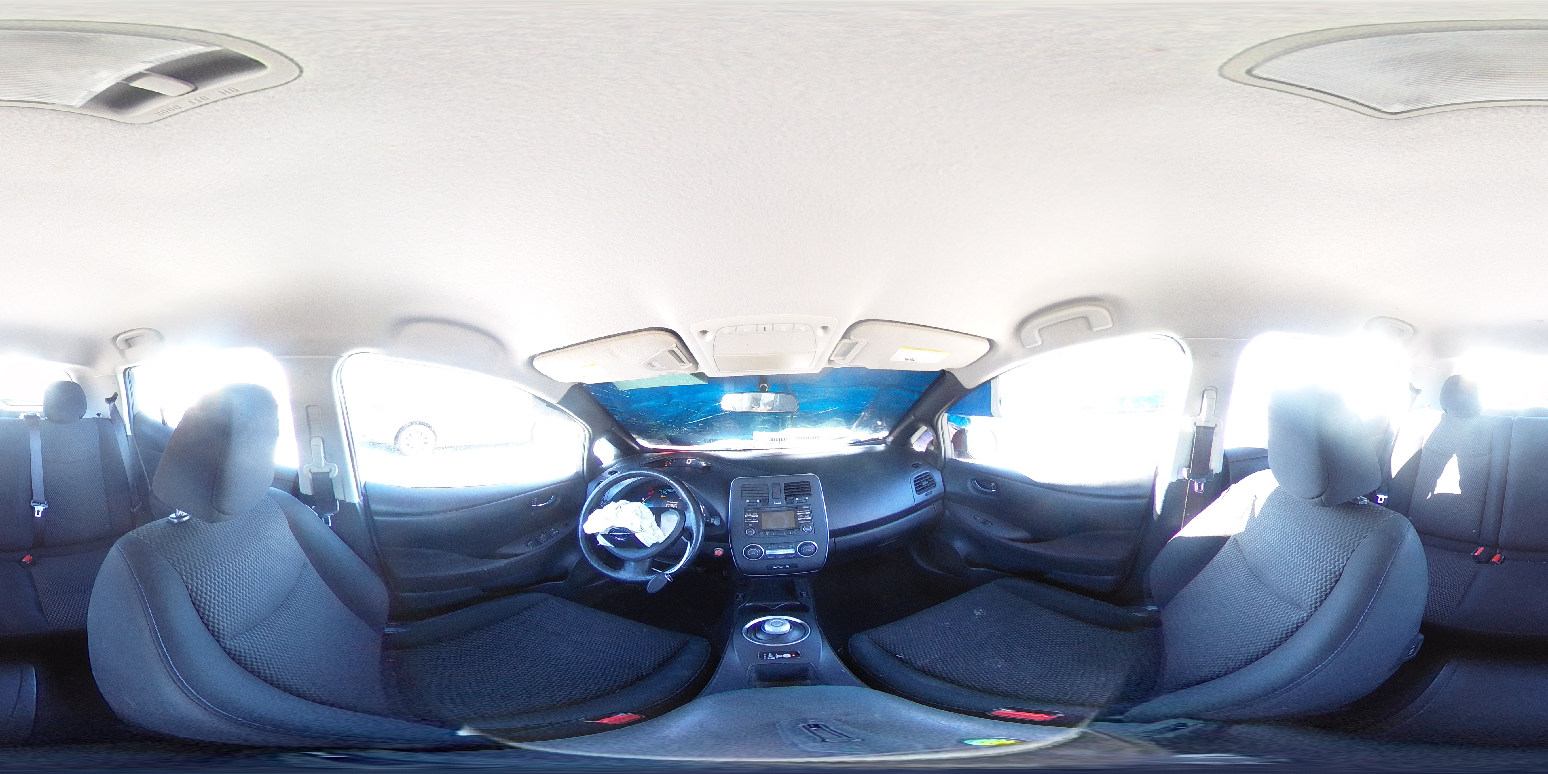 2013 Nissan Leaf - Image 14