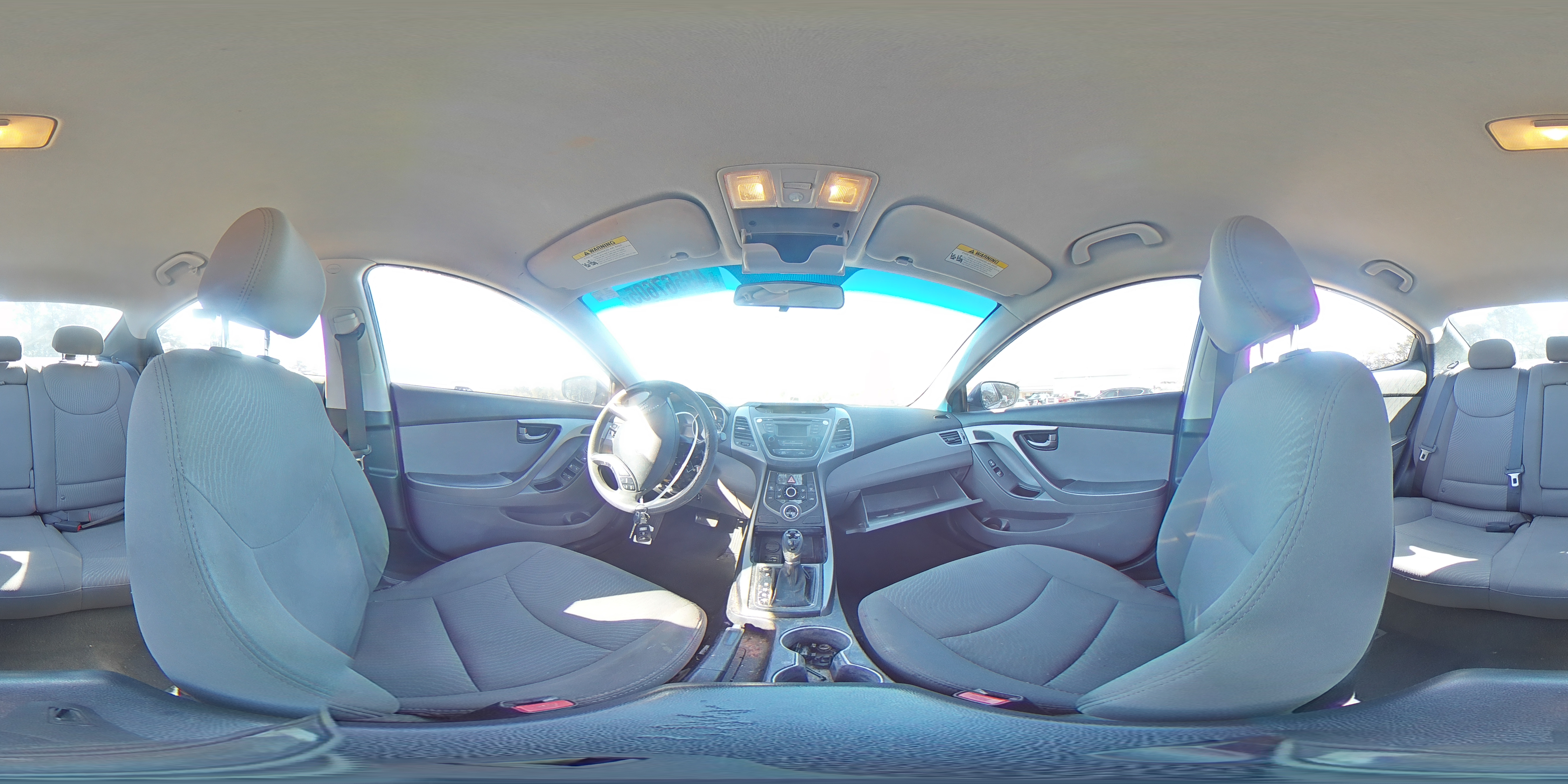 2016 Hyundai Elantra - Image 14