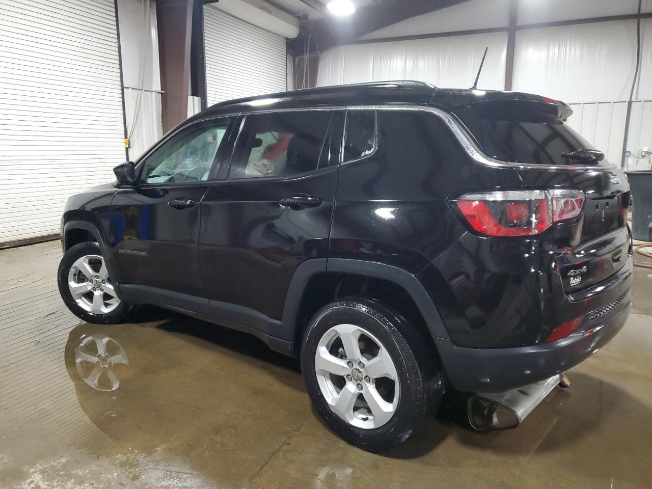 2018 Jeep Compass - Image 2