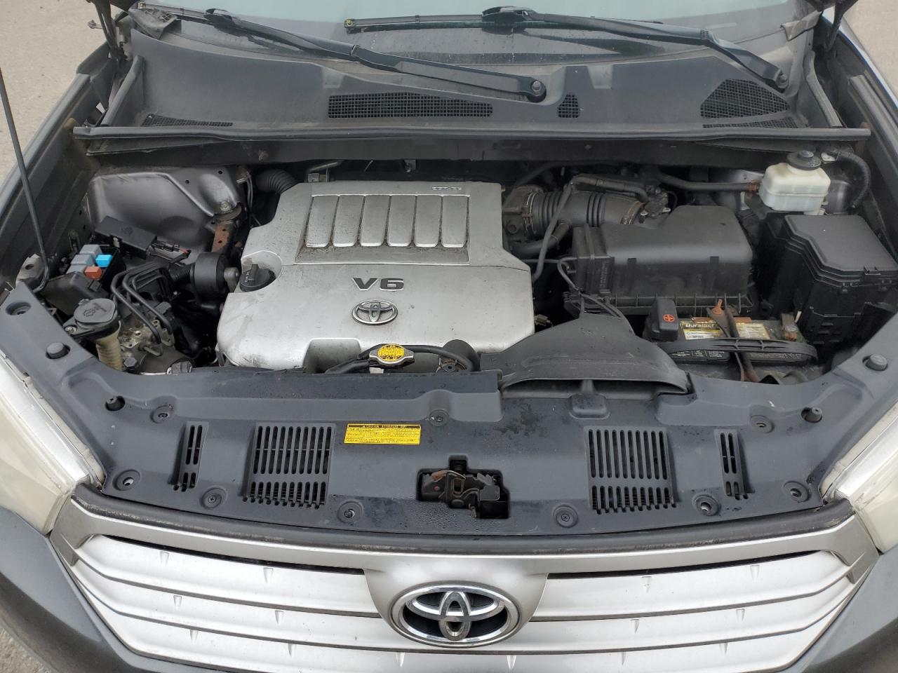 2011 Toyota Highlander - Image 13
