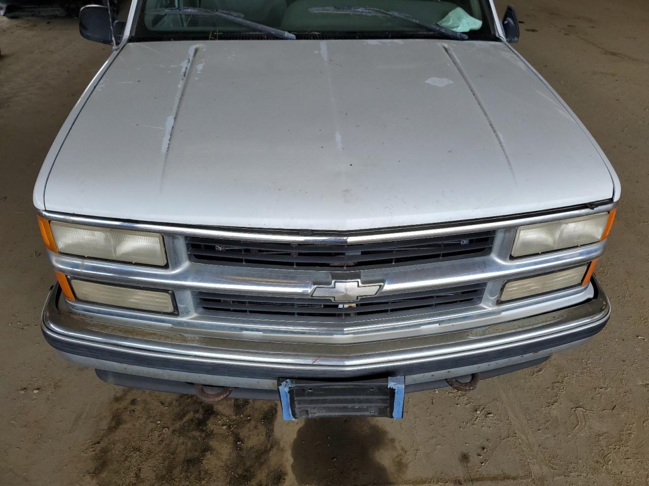 1995 Chevrolet Tahoe K1500 VIN: 3GNEK18K0SG115392 Lot: 48941775