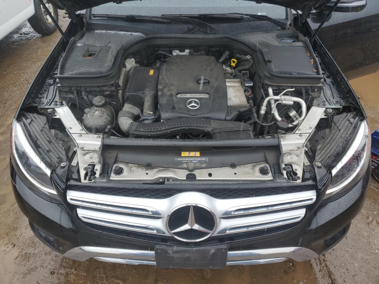 2018 Mercedes-Benz GLC - Image 11