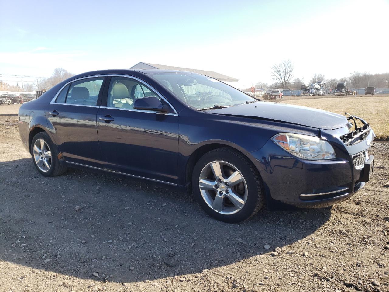 2011 Chevrolet Malibu - Image 4