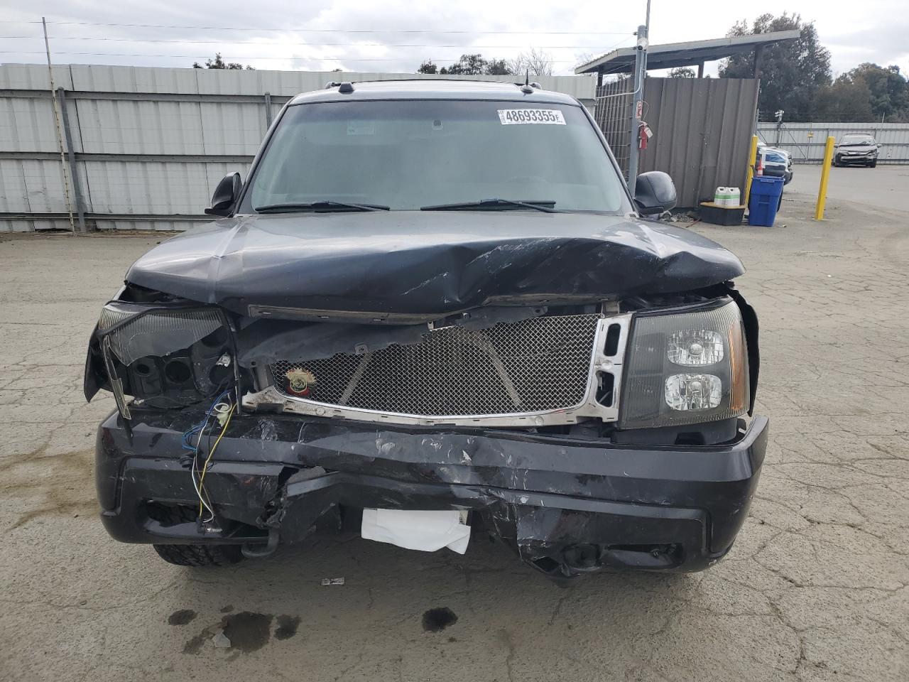2004 Cadillac Escalade - Image 5