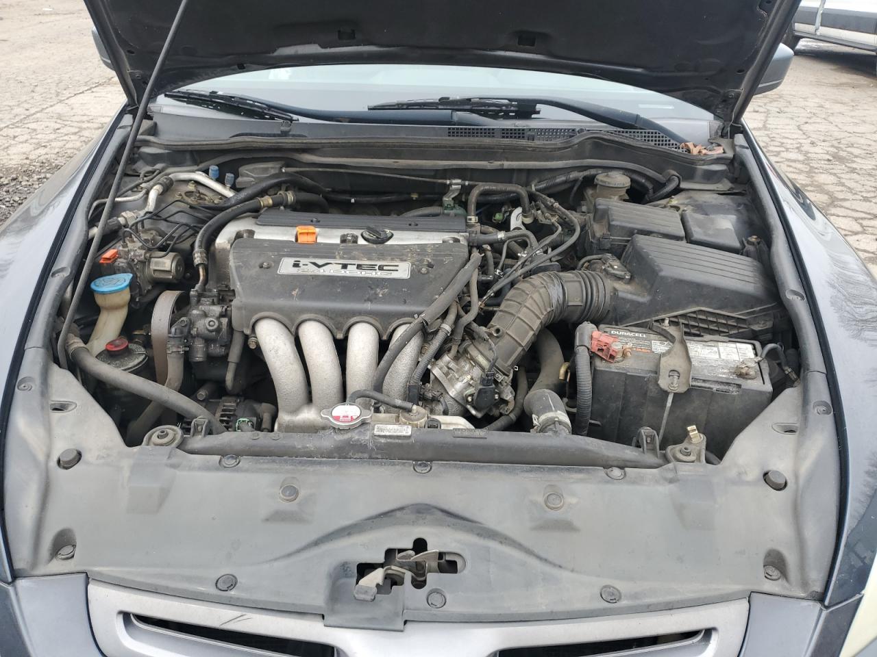 2005 Honda Accord - Image 11