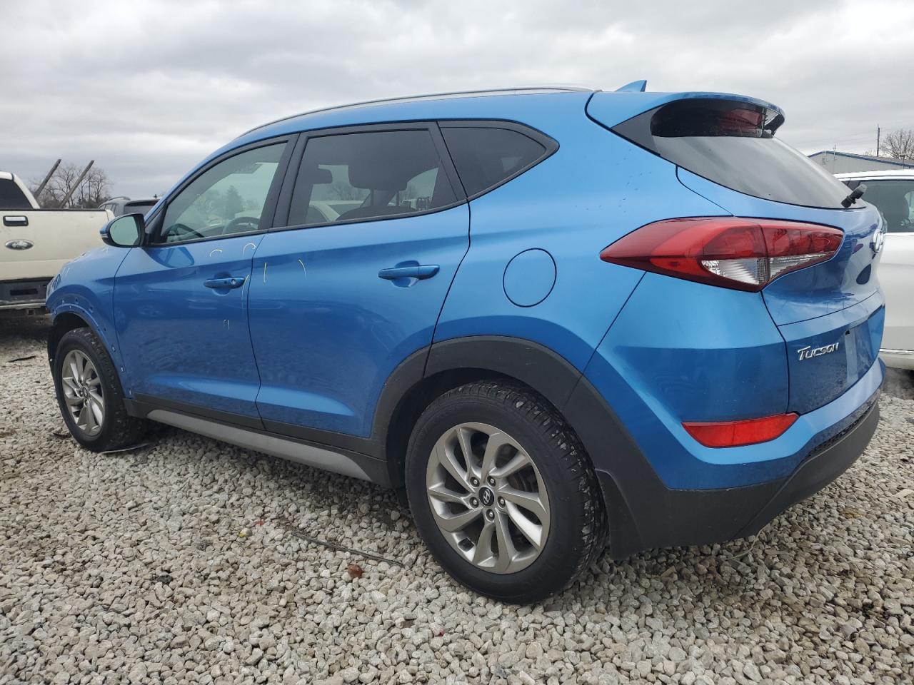 2017 Hyundai Tucson - Image 2