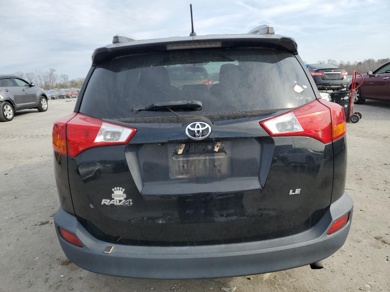 2014 Toyota RAV 4 - Image 6