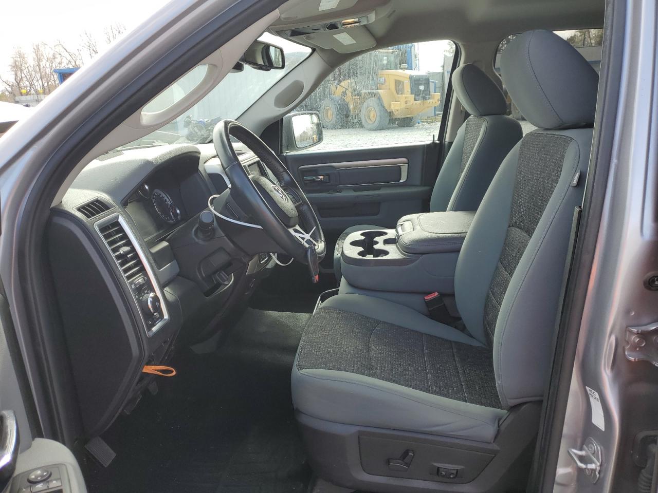 2019 RAM 1500 - Image 7