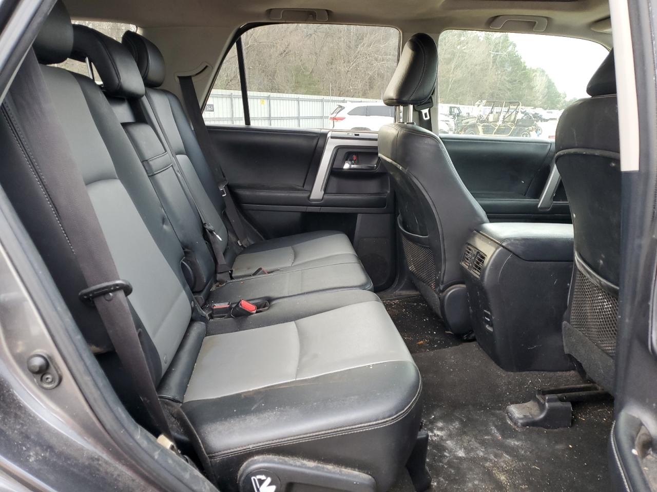 2015 Toyota 4Runner - Image 11