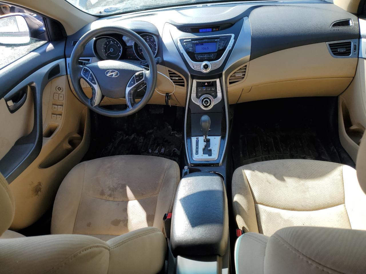2012 Hyundai Elantra - Image 8