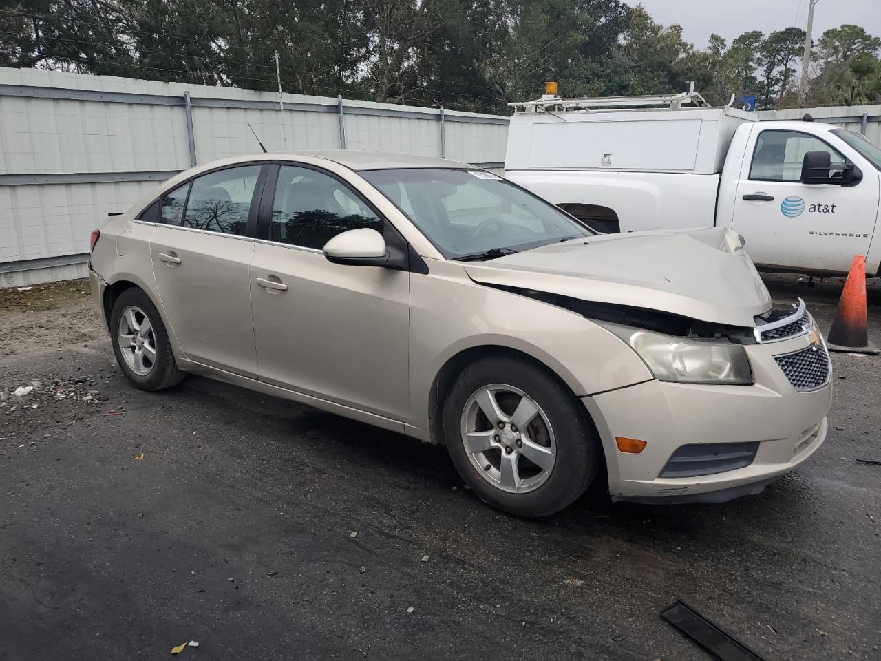 2012 Chevrolet Cruze - Image 4