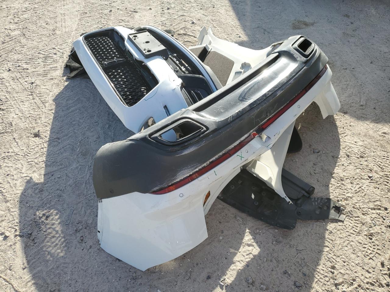 2020 Lincoln Nautilus - Image 13