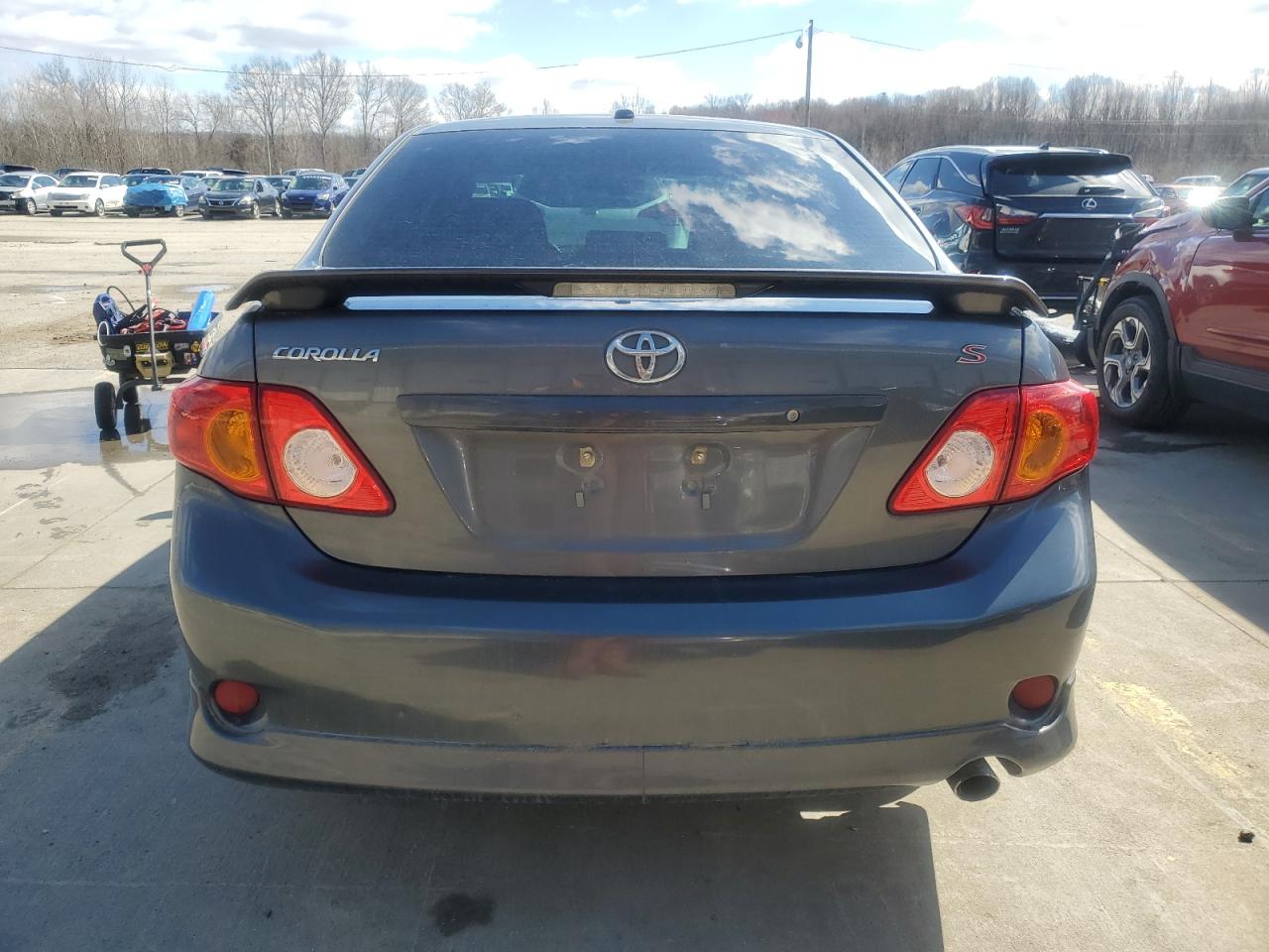 2010 Toyota Corolla - Image 6