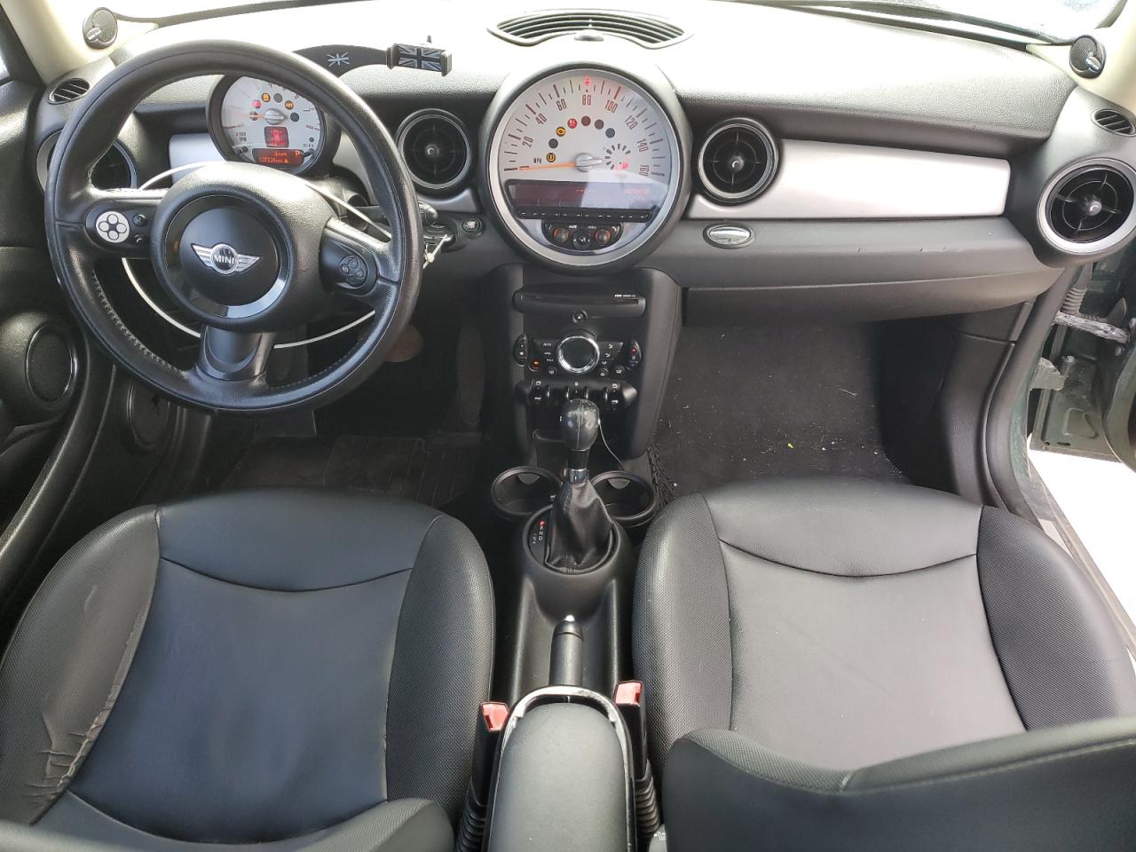 2011 MINI Cooper - Image 8