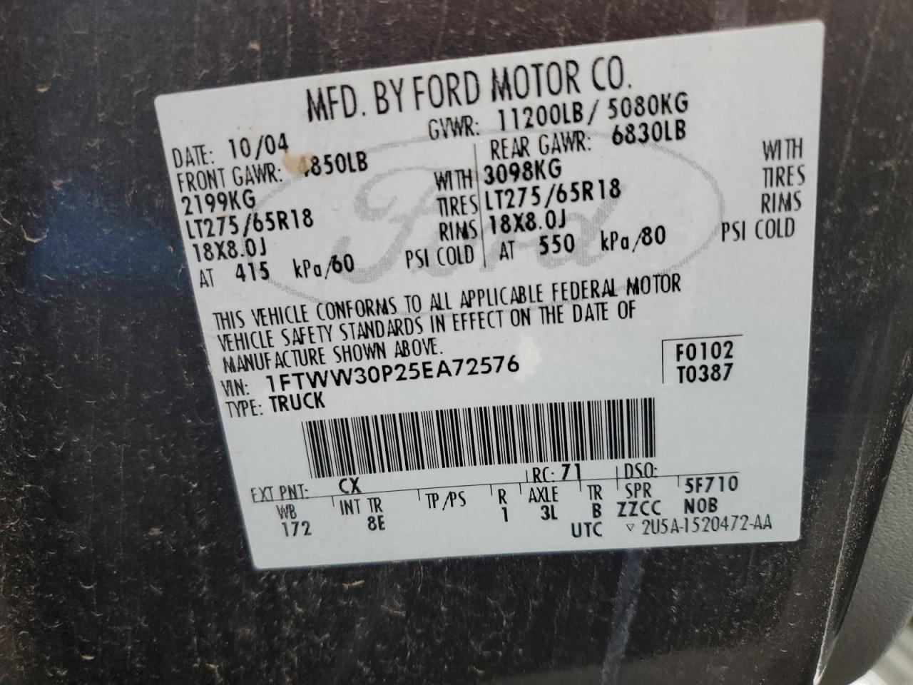 2005 Ford F350 - Image 13