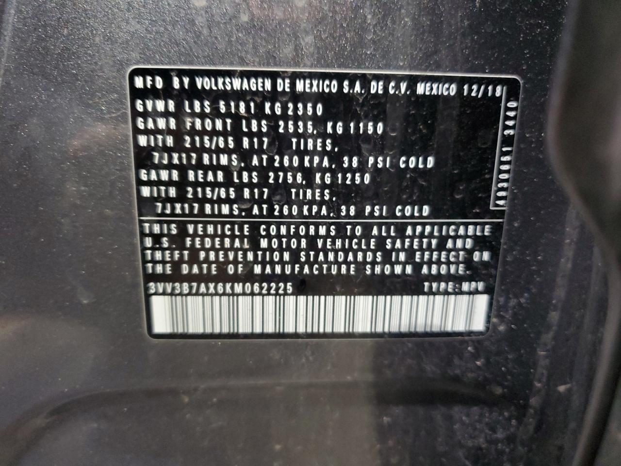 2019 Volkswagen Tiguan - Image 13