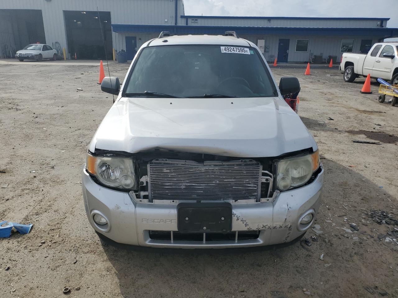 2010 Ford Escape - Image 5