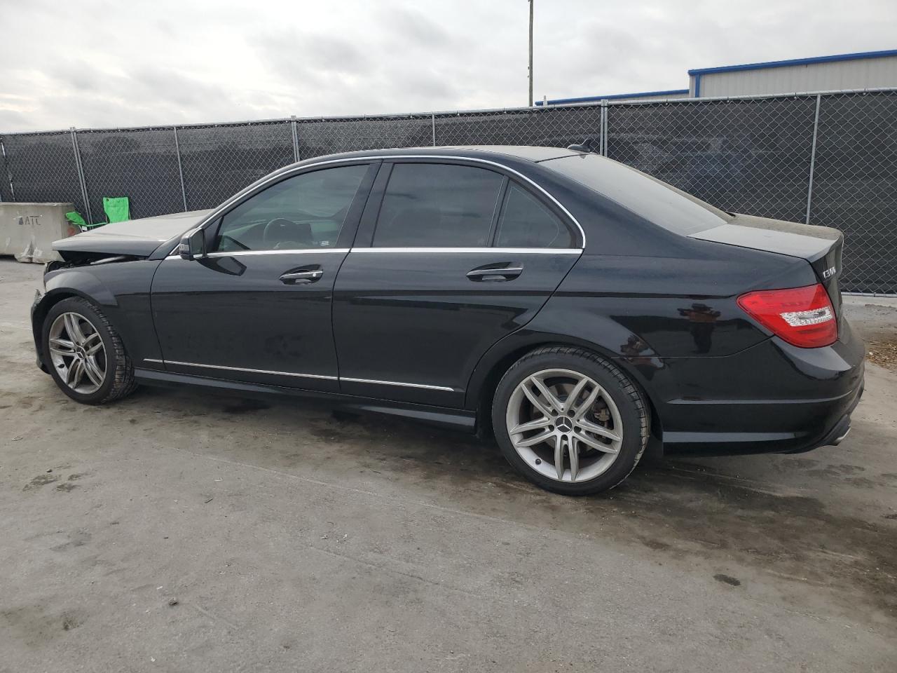 2014 Mercedes-Benz C-klasse - Image 2