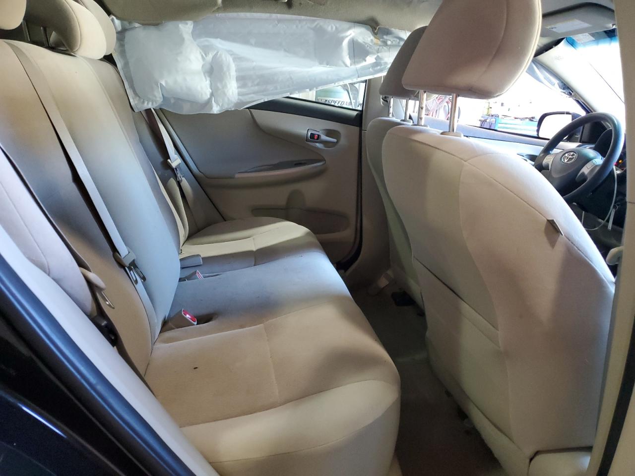 2011 Toyota Corolla - Image 10