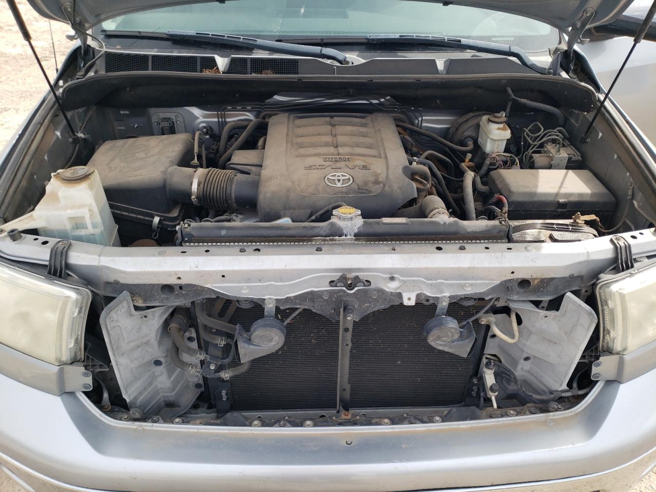 2011 Toyota Tundra - Image 11