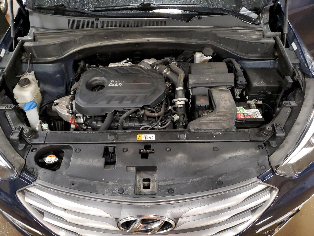 2018 Hyundai Santa Fe - Image 12