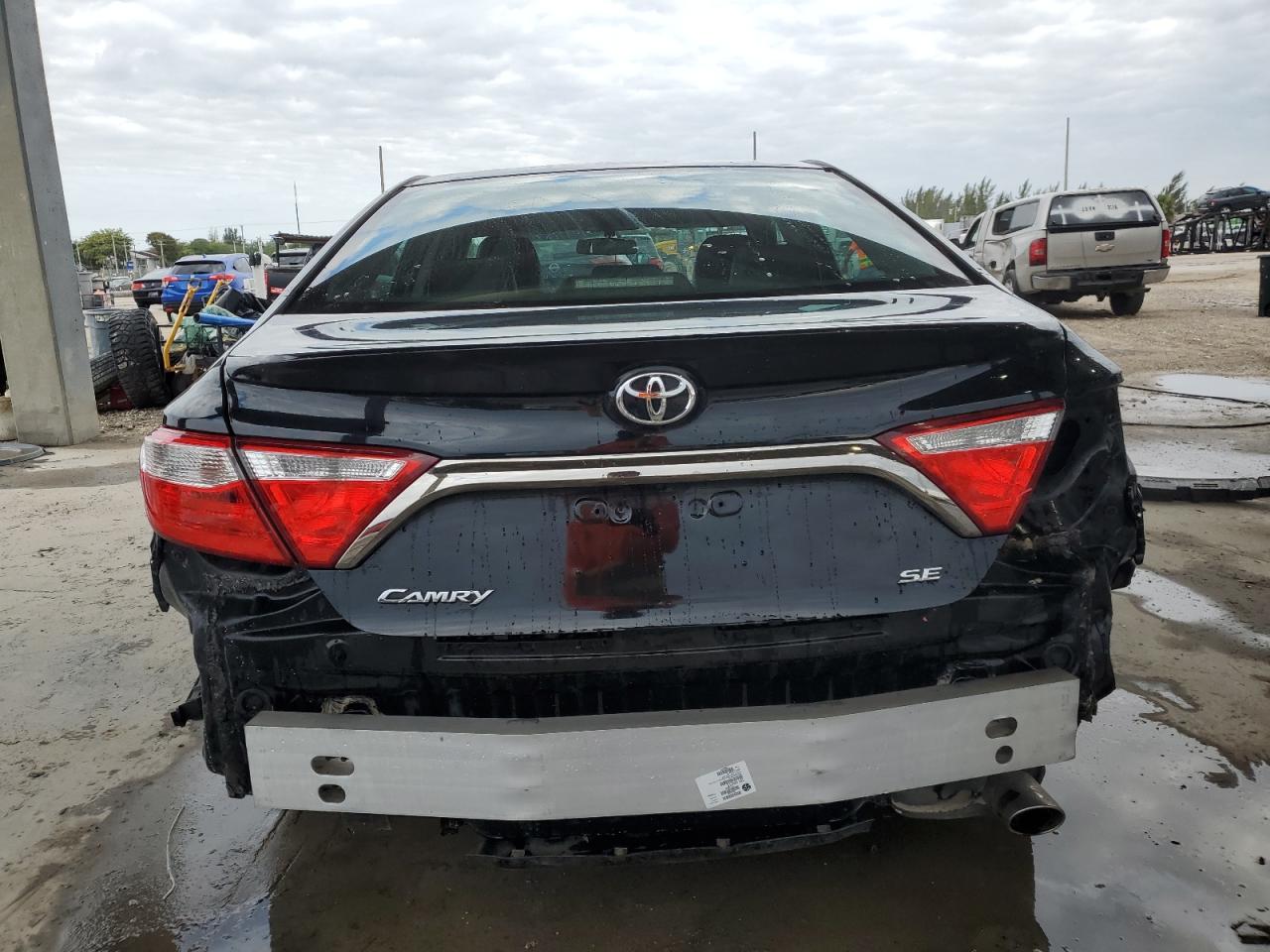 2015 Toyota Camry - Image 6