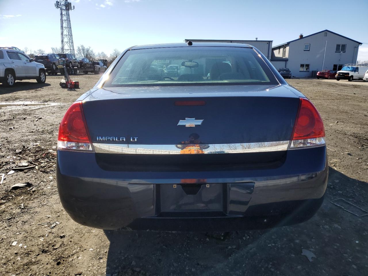 2009 Chevrolet Impala - Image 6