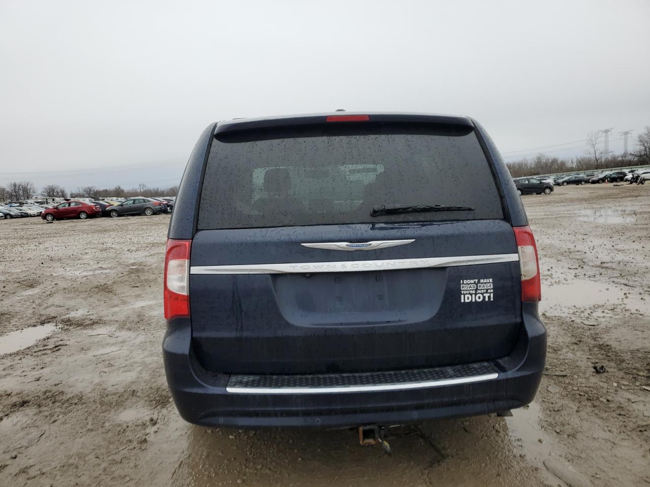 2014 Chrysler Town & Country - Image 6