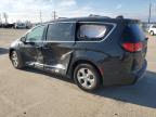 2018 Chrysler Pacifica Hybrid Limited na sprzedaż w Nampa, ID - Side