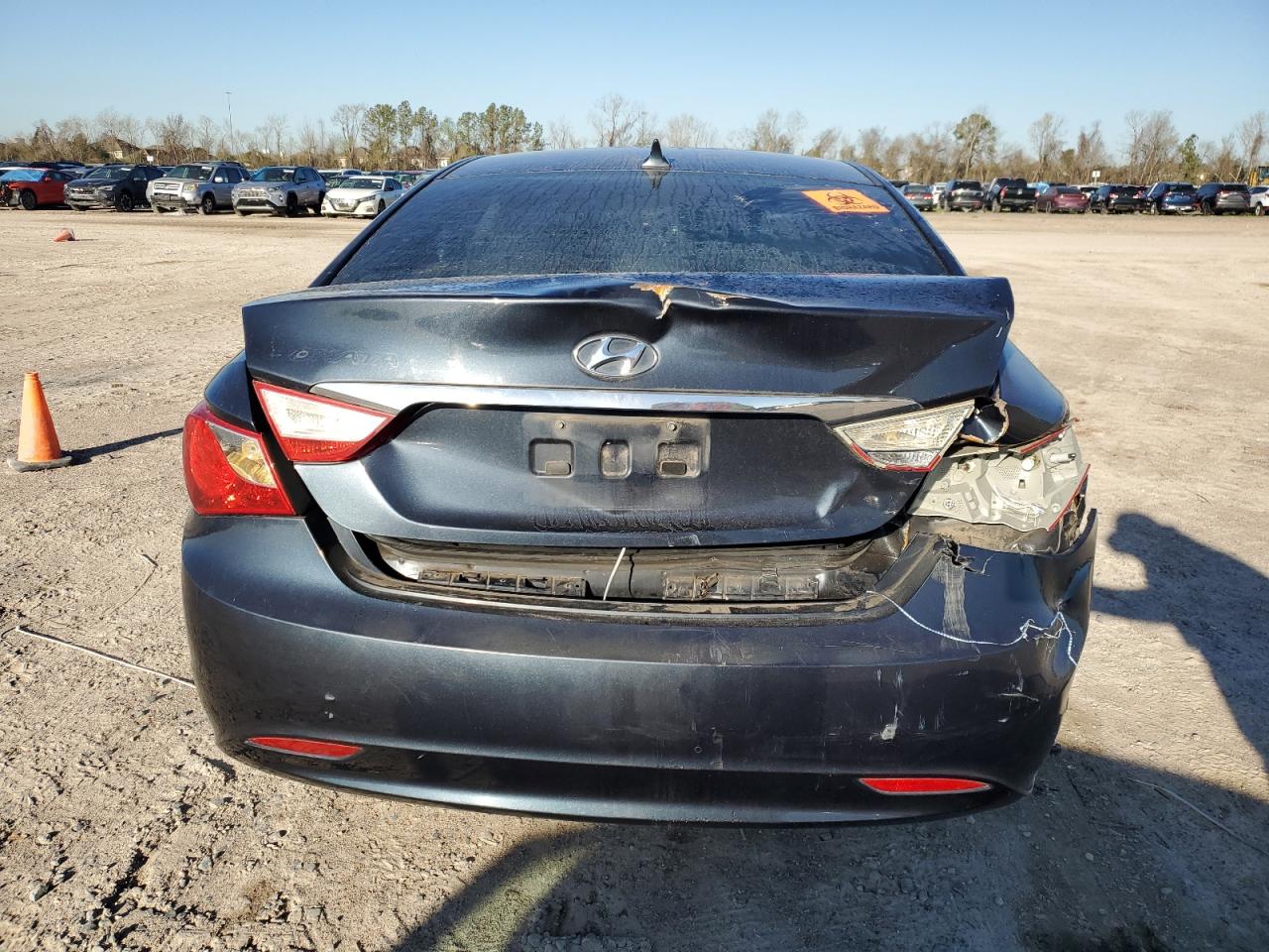 2011 Hyundai Sonata - Image 6