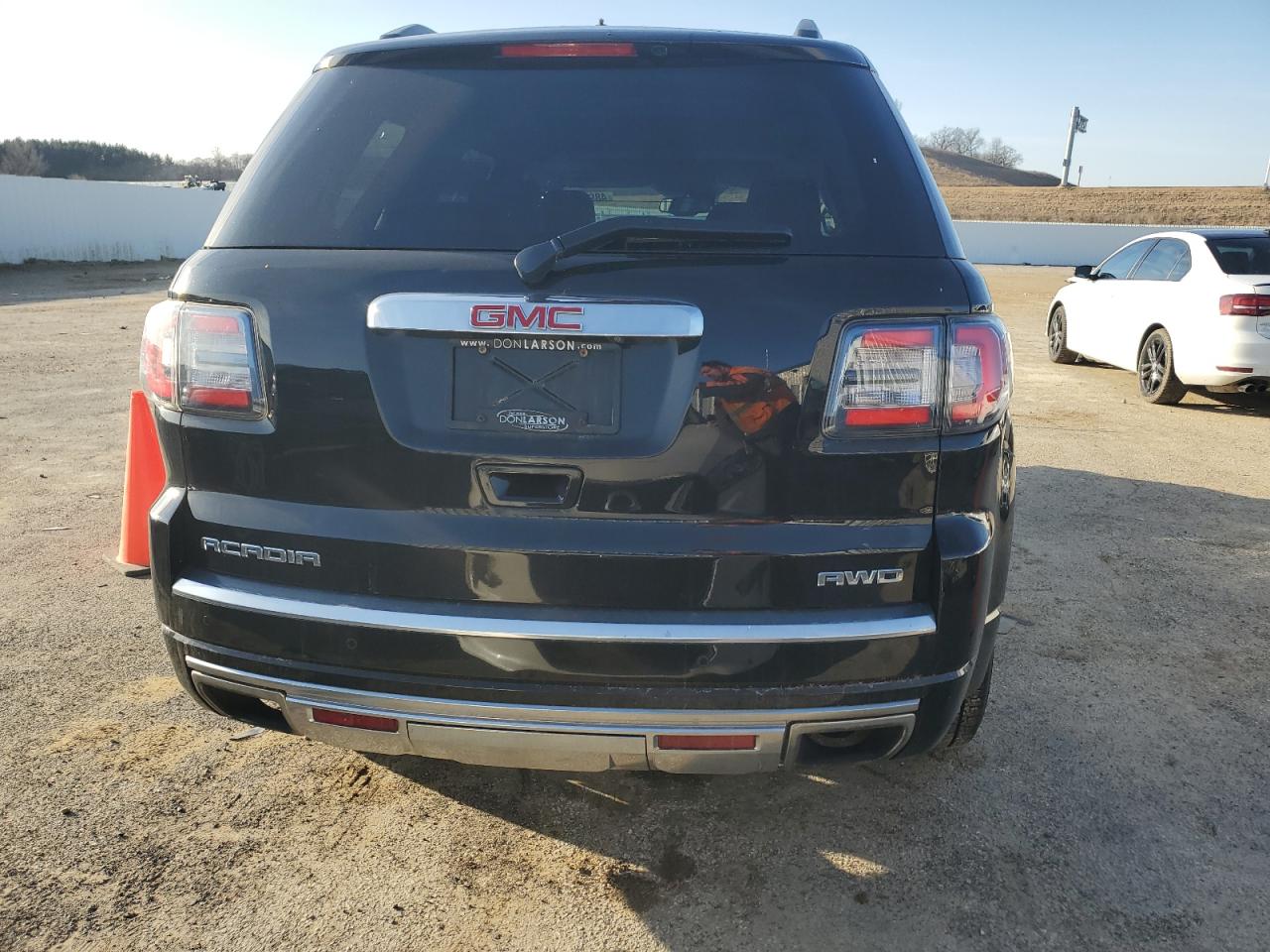 2016 GMC Acadia - Image 6