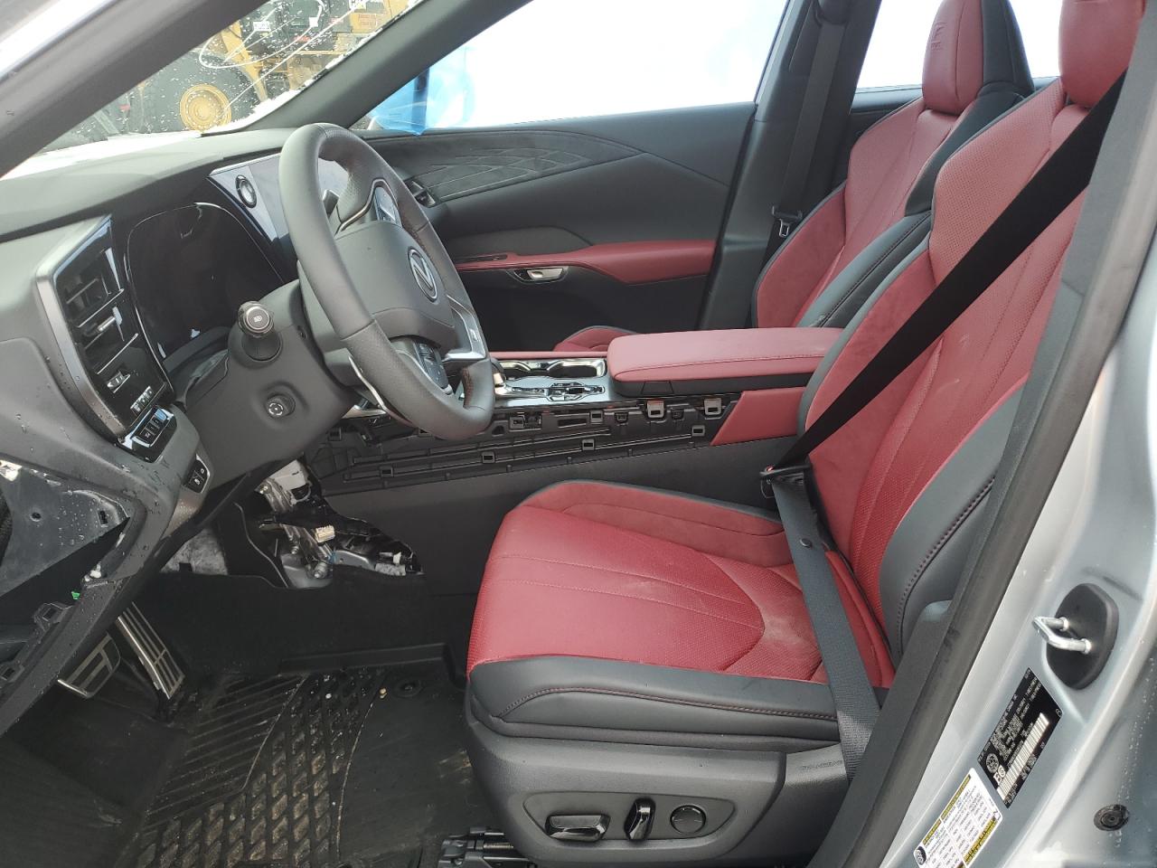 2024 Lexus RX - Image 7