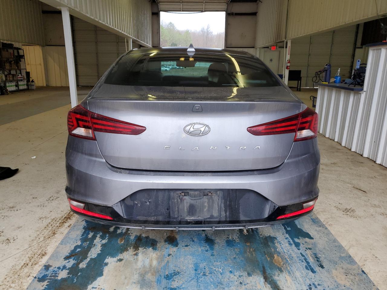 2020 Hyundai Elantra - Image 6