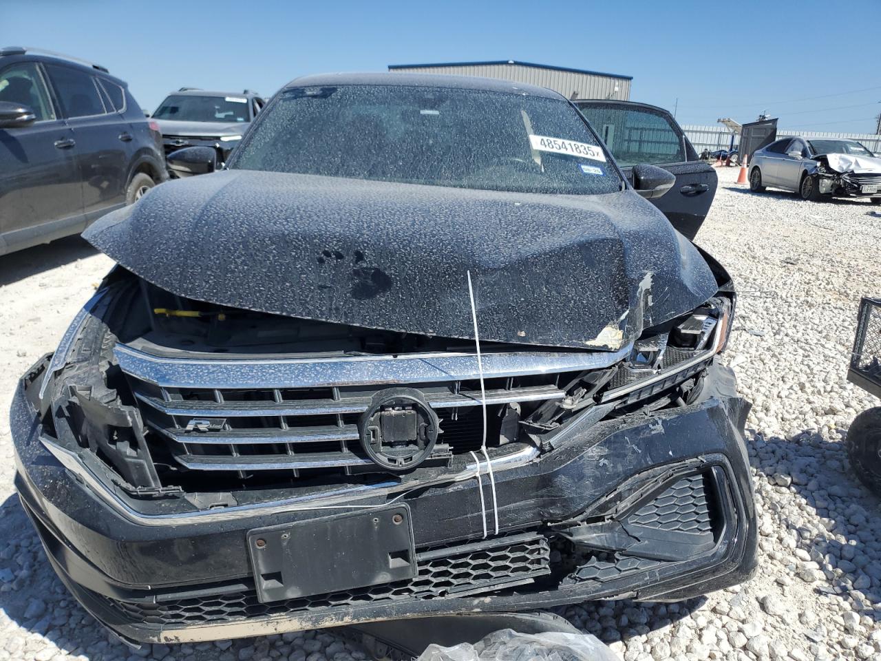 2021 Volkswagen Passat - Image 5