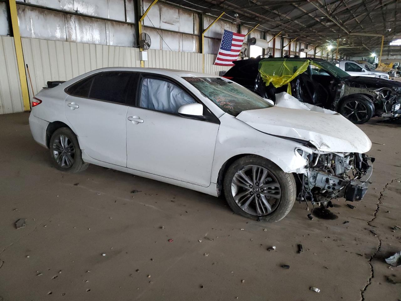 2015 Toyota Camry - Image 4