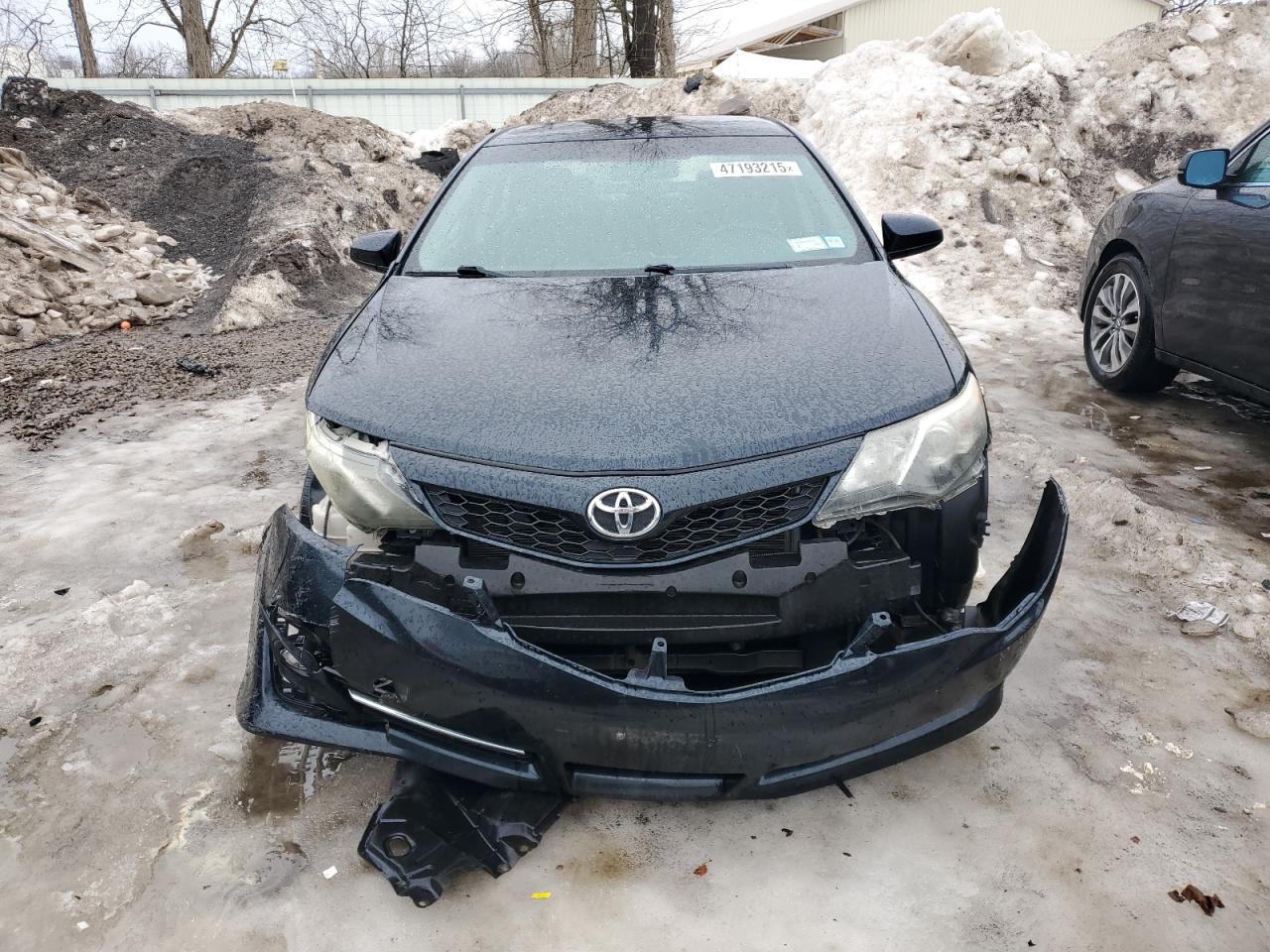2012 Toyota Camry - Image 5