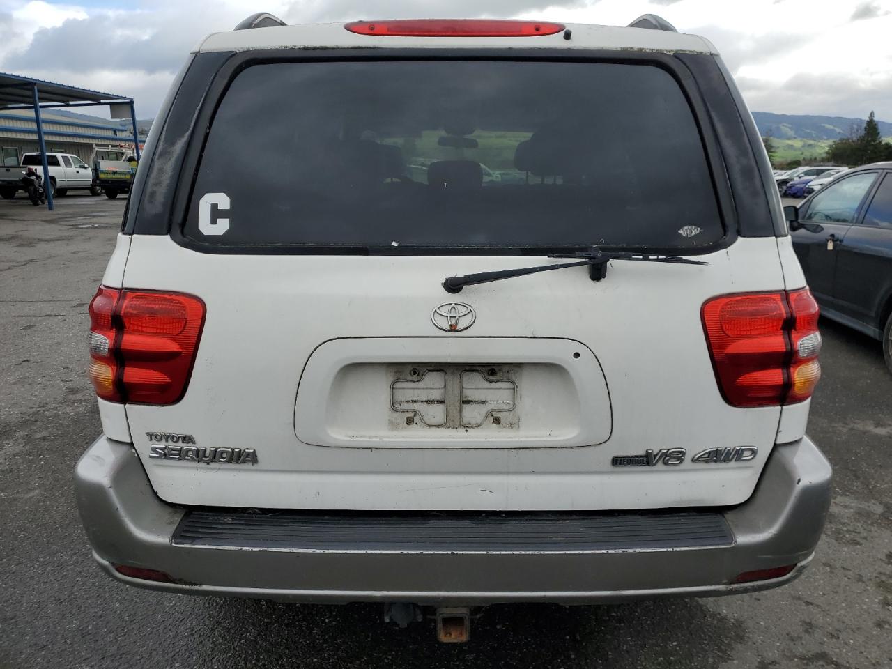 2003 Toyota Sequoia - Image 6