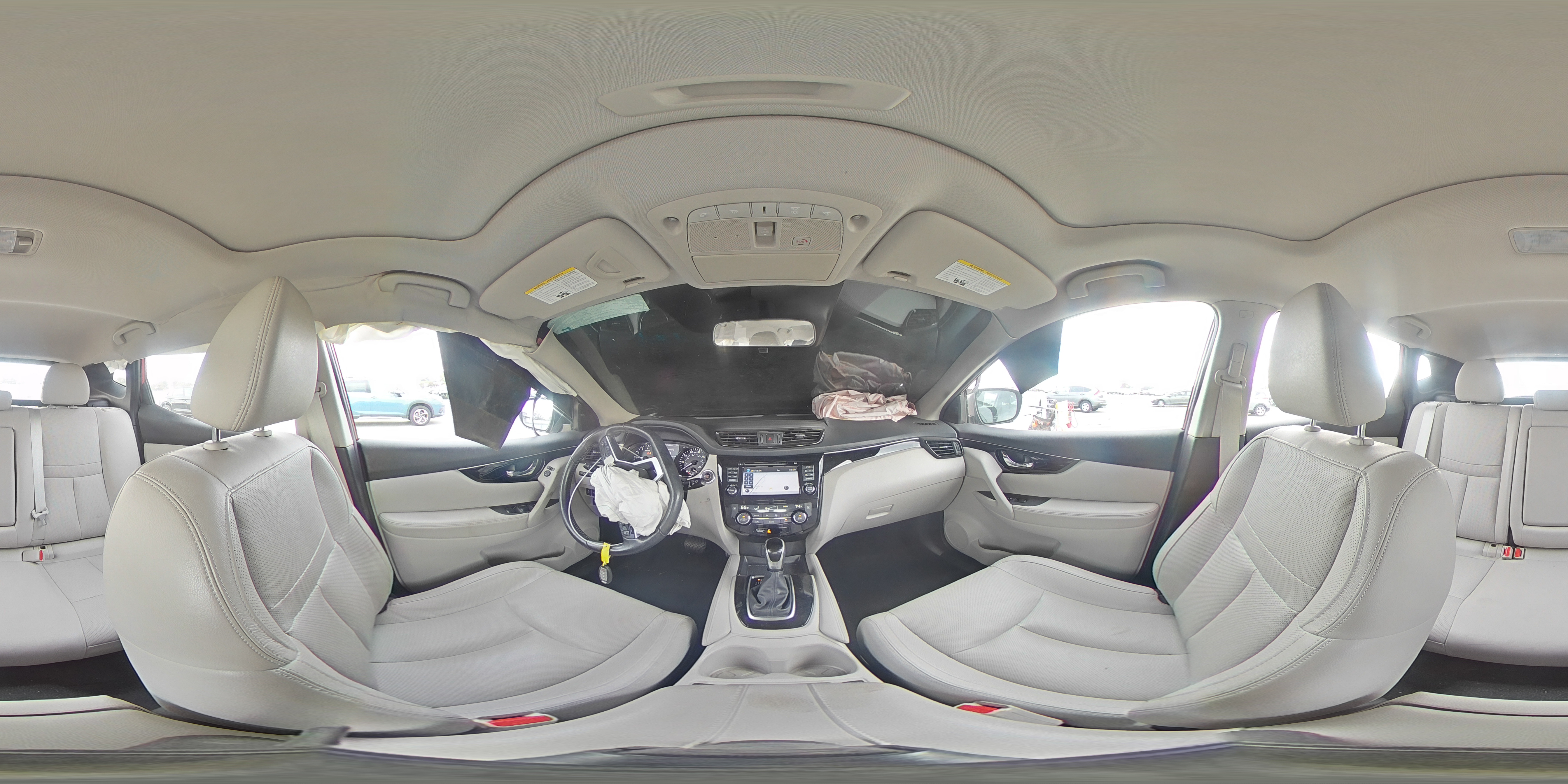2017 Nissan Rogue - Image 13